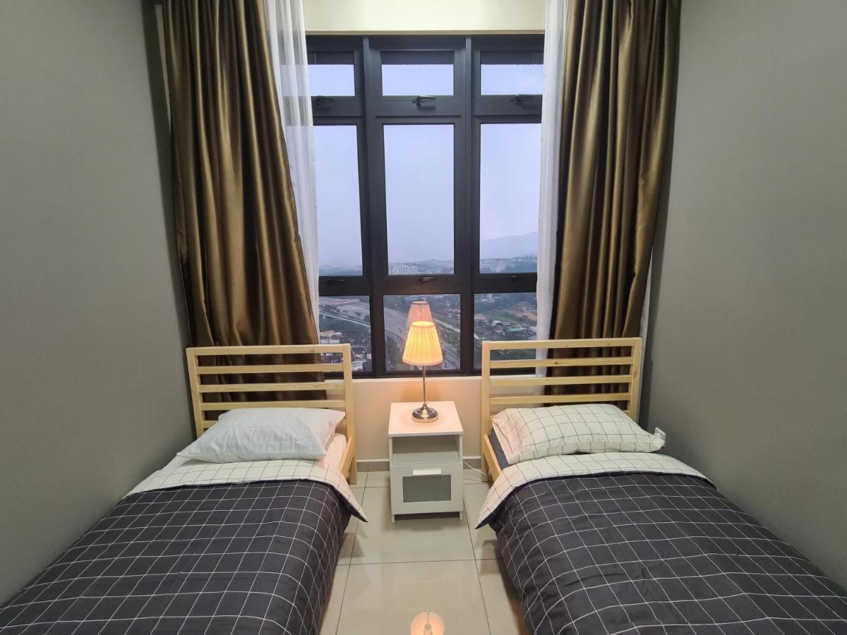 Alpine Parkland Netflix 5 Beds At Mrt Batu 11 Cheras Lägenhet Exteriör bild